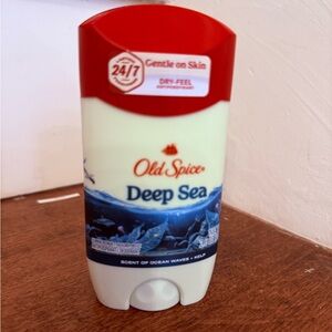 NWT Old Spice Deep Sea Deodorant